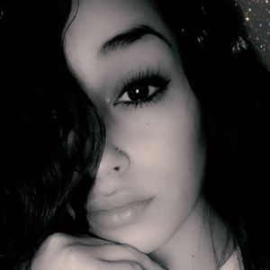 Meet your Posher, Daphne